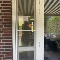 inzethor na montage Laren